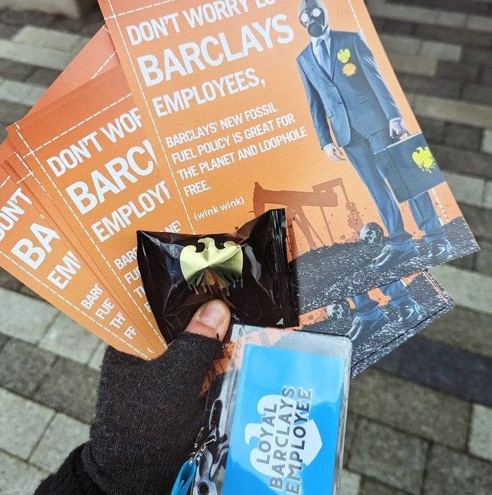 Today over 300 Barclays staff at Glasgow HQ found out the truth about Barclays new climate policy: it's full of loopholes and is their finest example of greenwashing yet. Our fast response group of Loyal Barclays Employees™ were out in full force, check the pics for details 🔥📢