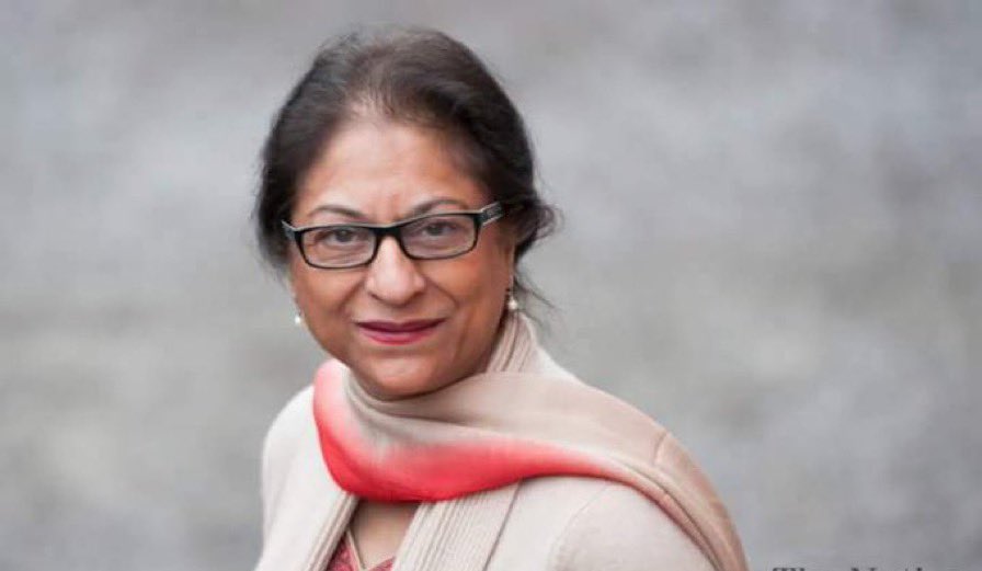 MahrangBaloch_'s tweet photo. Remembering Asma Jahangir, a beacon of courage and resilience in the fight for human rights. Her fearlessness and unwavering commitment to human rights continue to inspire all human rights advocates. https://t.co/ycLYmWMryO