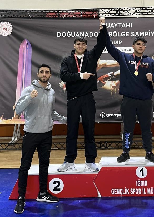 bingolbel's tweet photo. Tebrikler 👏 🏆 

📌 Yaşamspor Kulübü sporcumuz Yusuf Kerem Ozan, Türkiye MuayThai Federasyonu 2024 U23 ve Elite Büyükler, Bay-Bayan Muaythai Doğu Anadolu Bölge Şampiyonasında 86 kiloda bölge 2️⃣’ncisi oldu. 
Sporcumuzu ve Antranörünü tebrik ediyor, başarılarının devamını diliyoruz.