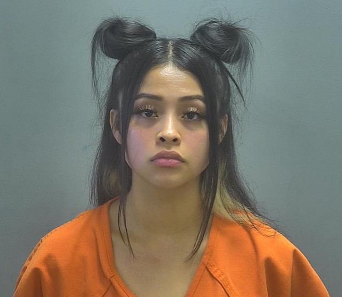 mugshawtys's tweet photo. OWI, possession of marijuana, and possession of paraphernalia https://t.co/Vh31IrO74H