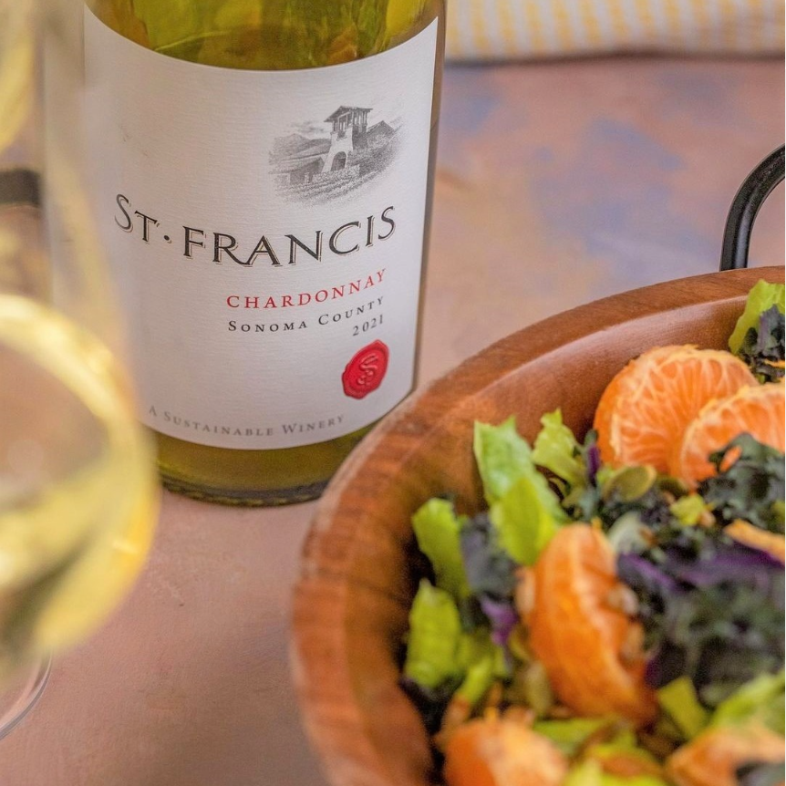 St Francis Chardonnay is the perfect white wine for bright winter days and homemade dinners. It pairs with cream sauces, such as bearnaise, bechamel and carbonara. Available exclusively at Friarwood. #chardonnaywine #dinnerparty #londonwine