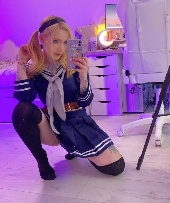 New photoset on my patreon on February 15 ✨ https://t.co/labHv6GGX7