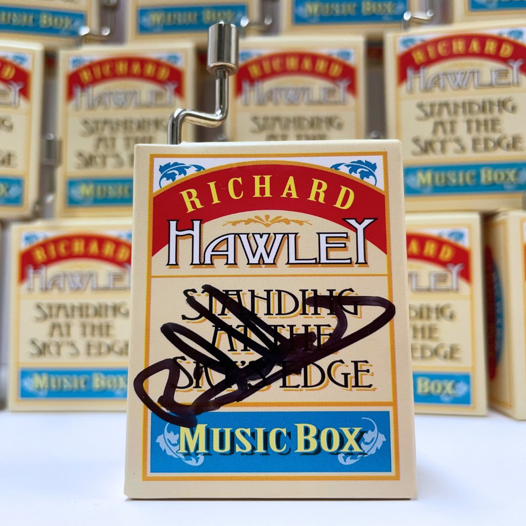 To celebrate the transfer of @SkysEdgeMusical to the West End, we are giving away a Music Box signed by @richardhawley! ❤️ Follow us, Retweet this & Tag a friend to enter. Winner will be announced on Mon 19 Feb. Good luck! theofficialmusicboxcompany.com