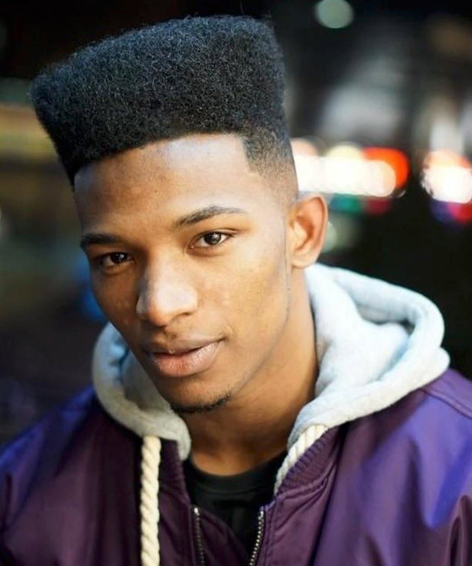 #BlackHistoryMonth 'Etika', Desmond Daniel Amofah (1990 - 2019). Etika, to me, was quite literally the greatest streamer of all time. He was a passionate, energetic, charismatic, and entertaining person who created a loyal following by staying authentic and genuine.