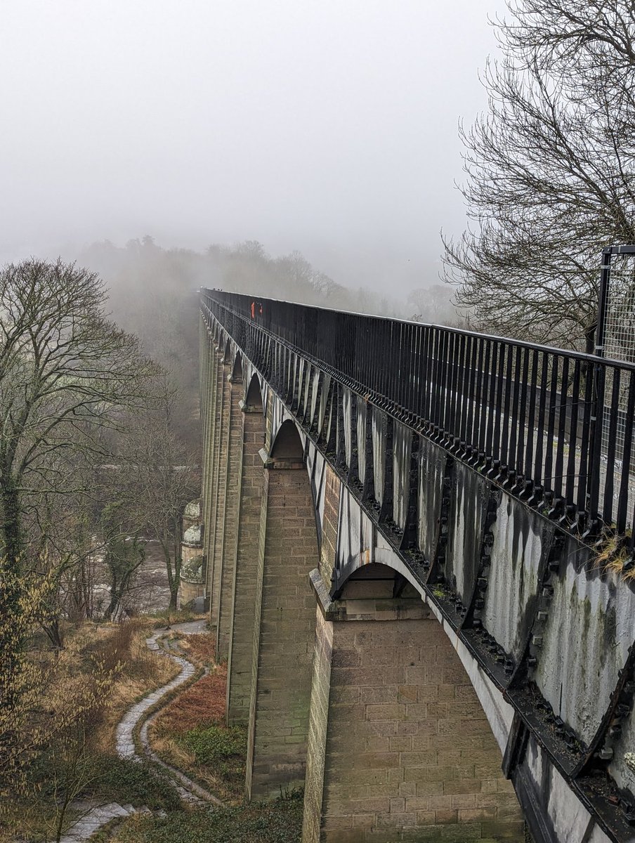 Real world image this time. Taken by myself last week on the Pontcysyllte Aguaduct. A fantastic piece of engineering.

#pontcysyllteaquaduct #canals #canallife #llangollencanal