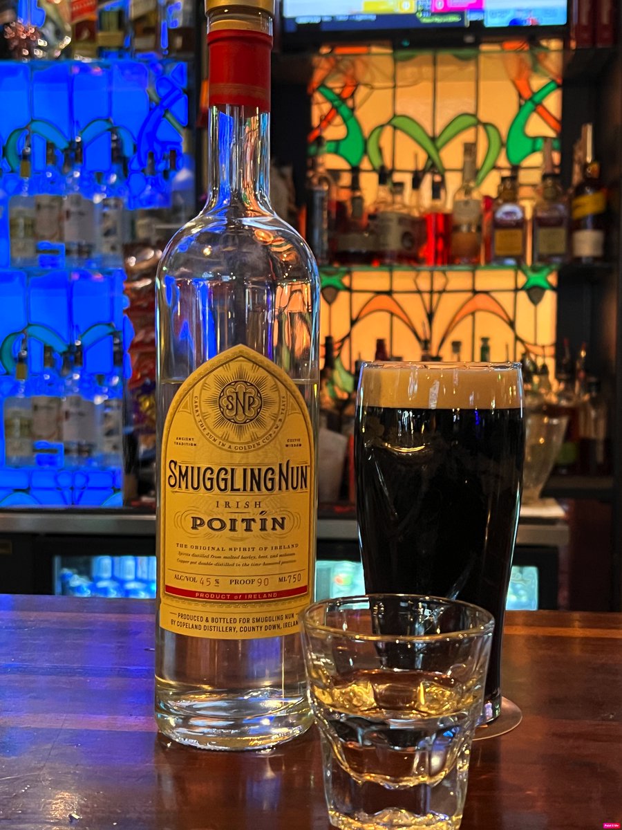 “How do you drink The Nun?” Let us count the ways! But for those of you who prefer your spirits neat and also love Irish stout, BLACK+WHITE is the way to go. Alternate sips between #SmugglingNunIrishPoitín and any fine Irish Stout. Dee-lish! #drinkresponsibly