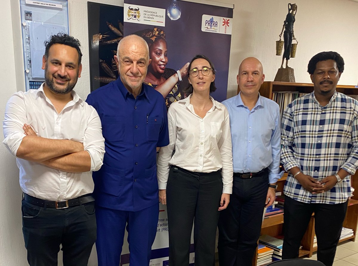 JMCambaceres's tweet image. #Cotonou #Bénin: poursuite mission avec délégation C&amp;amp;D-#FIGS. RV avec responsables de: @CampusFrance, Agence @SemeCity (projet cher au Président @PatriceTalonPR ), du #LabLA, de l’Institut universitaire panafricain #IUP de #PortoNovo et de l’@AFD_France.