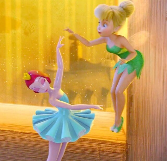 venuslenuss's tweet photo. Acho q todos nós falamos muito pouco sobre Tinker Bell

A animação é linda, os personagens maravilhosos, as histórias de todos os filmes são únicas https://t.co/zc4fZSRHP4