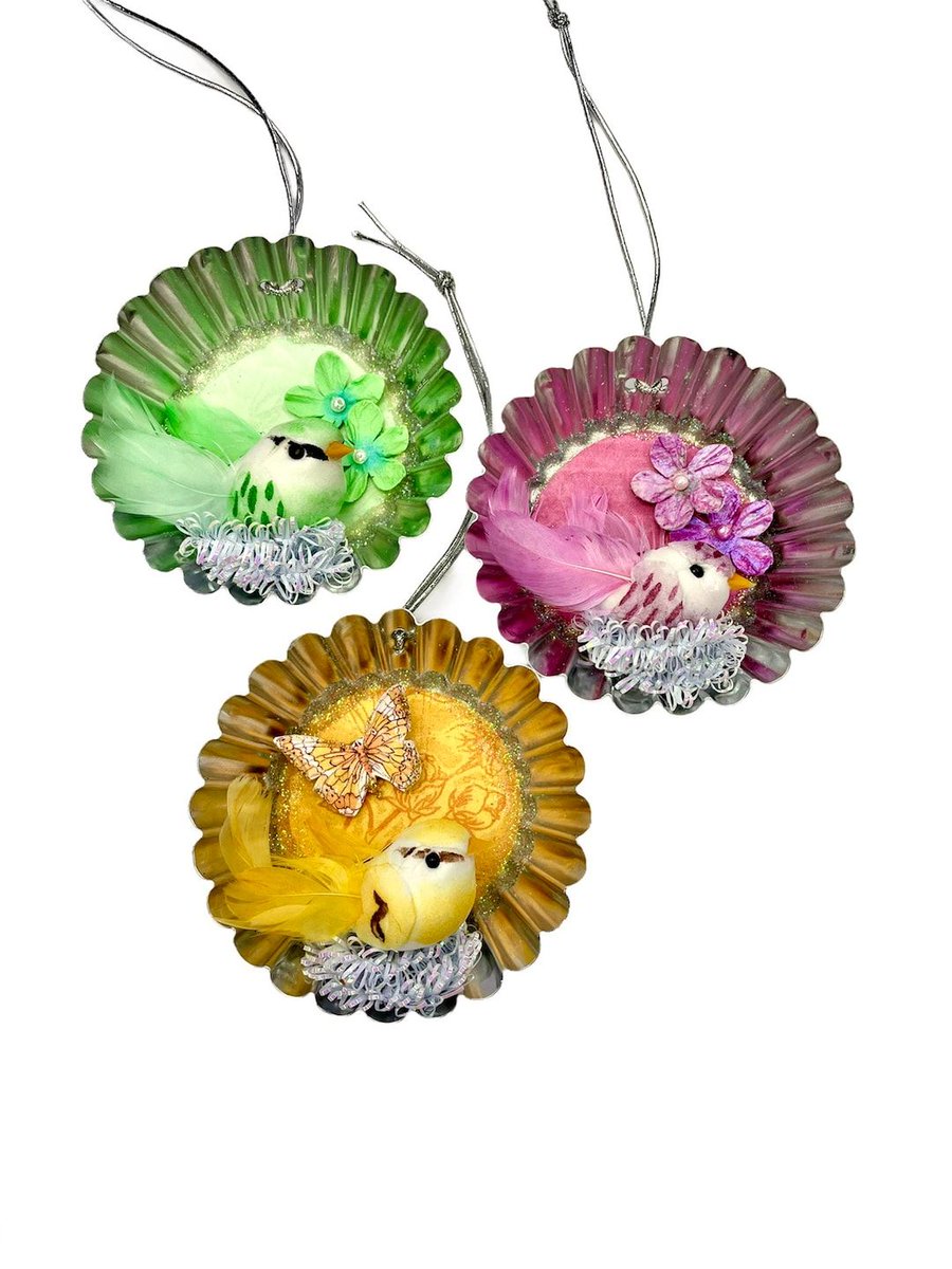 Easter or Spring  Bird Ornaments, Colorful Spring Decorations, Tart Tin Decorations - Etsy buff.ly/3SVdAX0 On SALE now! #eastergift #easterdecor
