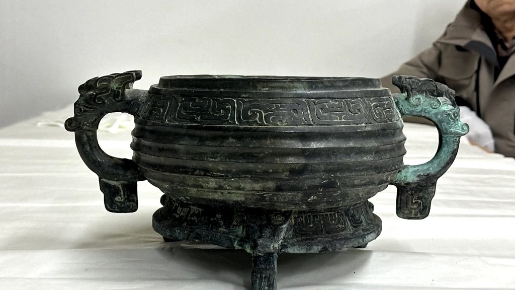 Last month Ray King, CEO of <a href="/Porkbun/">Porkbun</a>, returned a priceless 2800 year old relic to China. The relic was stolen from a Chinese museum in 1984, and sold overseas. The unsuspecting King family ended up with the relic decades ago. 
Ray King recently found out the relic was stolen. He