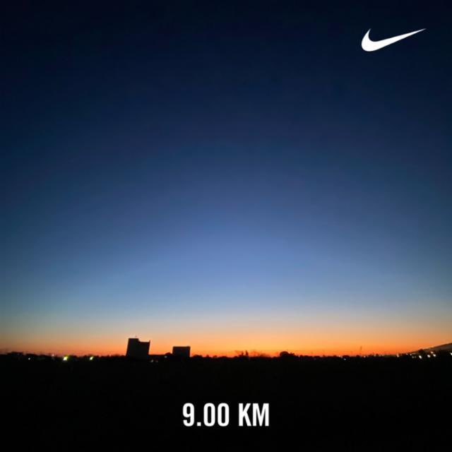 mizoeve's tweet photo. 今日はいつもより15分早起き🥱Nike⁠ Run Club アプリで 9.00 kmを走りました https://t.co/YP8y5uS2l0