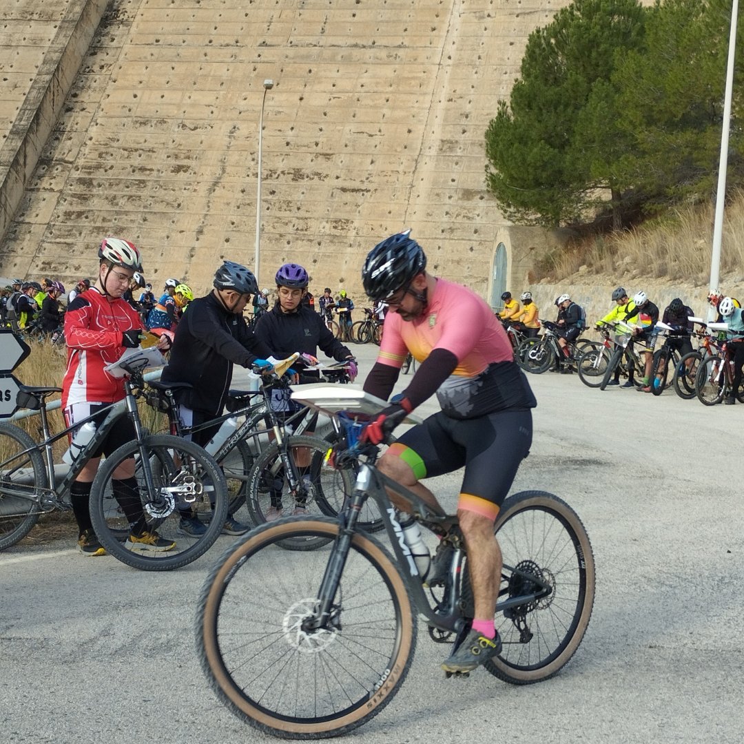 orientacionmur's tweet photo. 🏆Resultados 3° Prueba Circuito Sureste MTBO, Pantano de Santomera!
Santomera acogió en la mañana del domingo la 3ª Carrera del CSE 2024. 
Más de 90 orientador@s en bicicleta disfrutaron de esta genial prueba organizada por el club @ason. 

Enhorabuena!! https://t.co/gQ1qHrTdkV