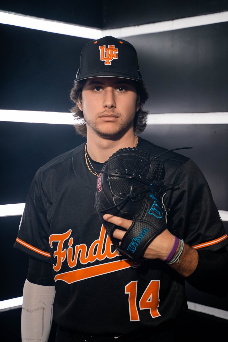UF_Baseball_'s tweet photo. IT'S GAME WEEK ‼️

Oilers Baseball is FINALLY on the ⏰

#GoOilers #Family https://t.co/VQ3dMuMCi1