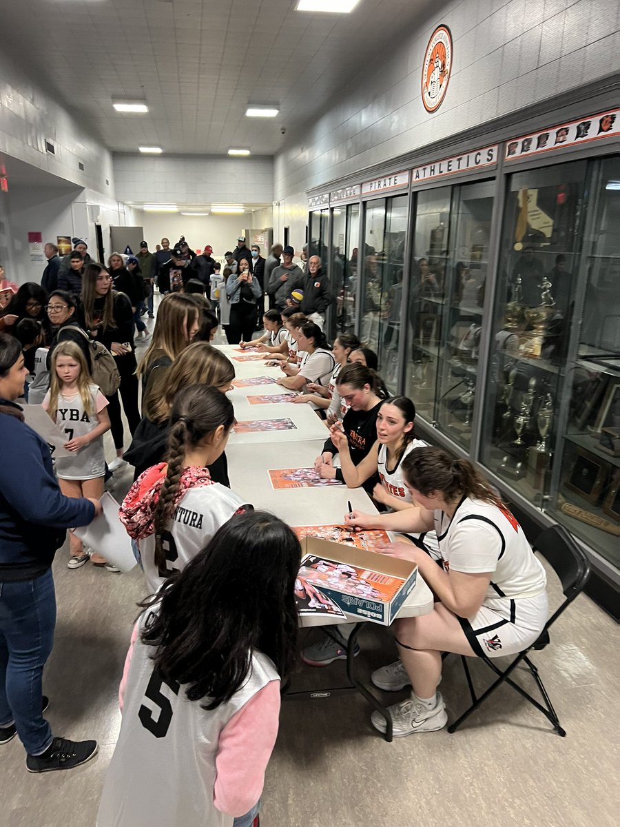VCAthletics's tweet photo. It was great seeing all the young basketball players at the games Saturday on #VYBAnight! #communityevent https://t.co/vB5hyQ96o3