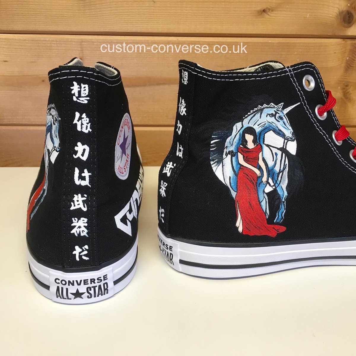 CustomConverse's tweet photo. These are the third pair of @GUNSHIPMUSIC themed Converse I’ve created and it’s such a cool album cover design for Unicorn! 🦄
#customconverse #converse #gunship #unicorn #albumartwork #albumcover #customshoes #sneakerheads https://t.co/BwCAYCEmWt