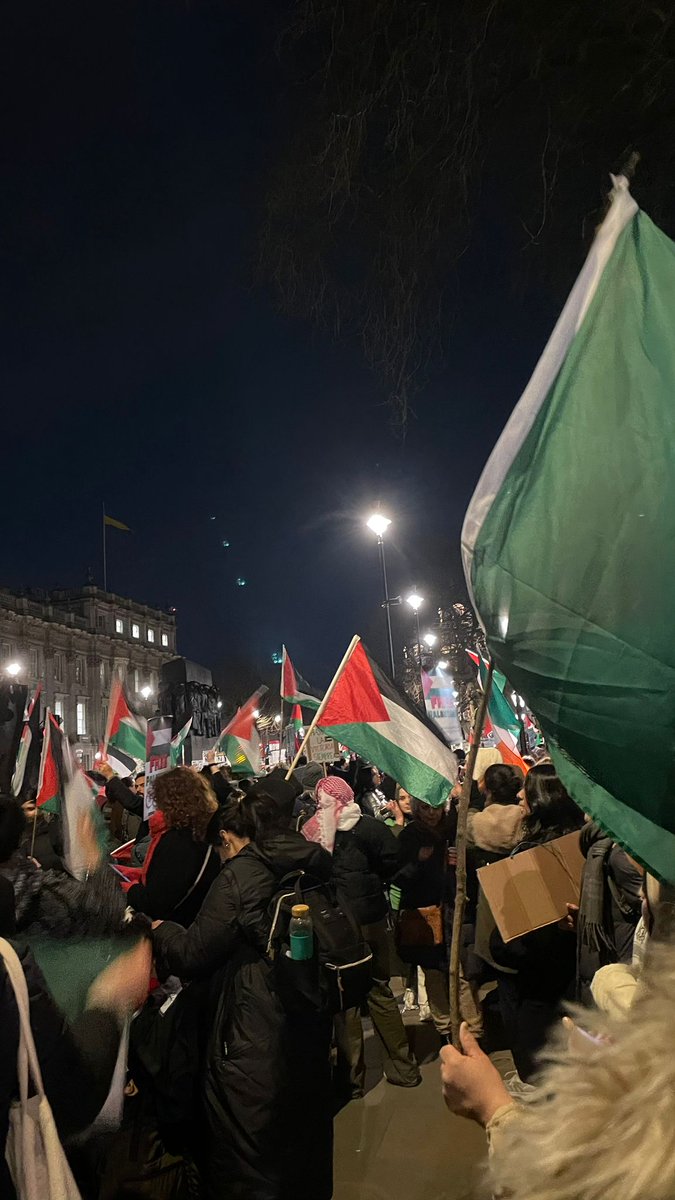 Radio With Palestine #11 Live sounds from demo in central London by @mort_drew acousticommons.net/listen/ @radioalhara @free103point9 @locusonus_dev #acousticommons