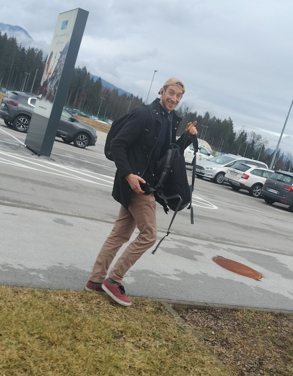 Alexandre💬 tweet media