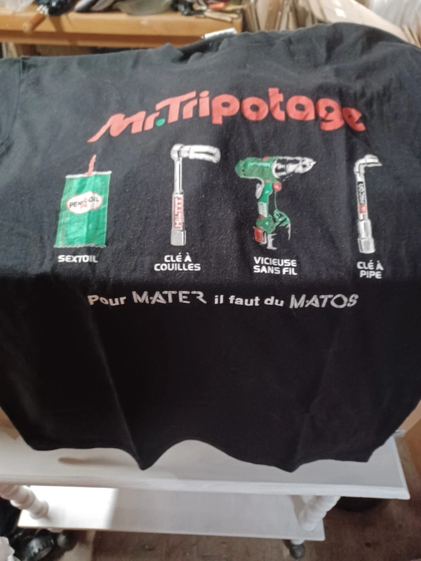 wifiUU's tweet photo. le tee-shirt de détraqué mental https://t.co/ltDQ1m5Tb1