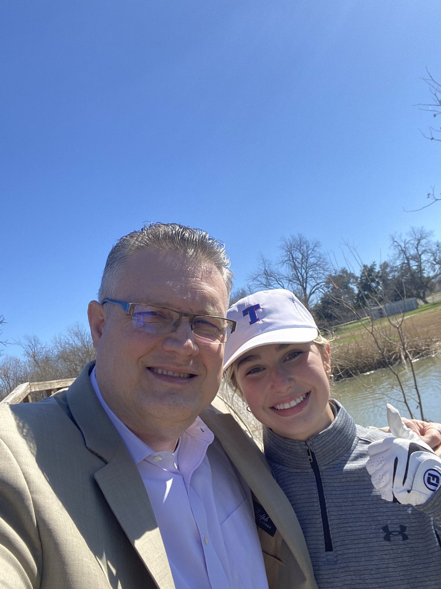 Stopped by Sammons Golf Club to surprise Brooklyn and Alex swing away. Love our golf program and appreciate our coaches @bfwbgolfcoach & @vbcoach_smith for all the time and instruction they put into our athletes.