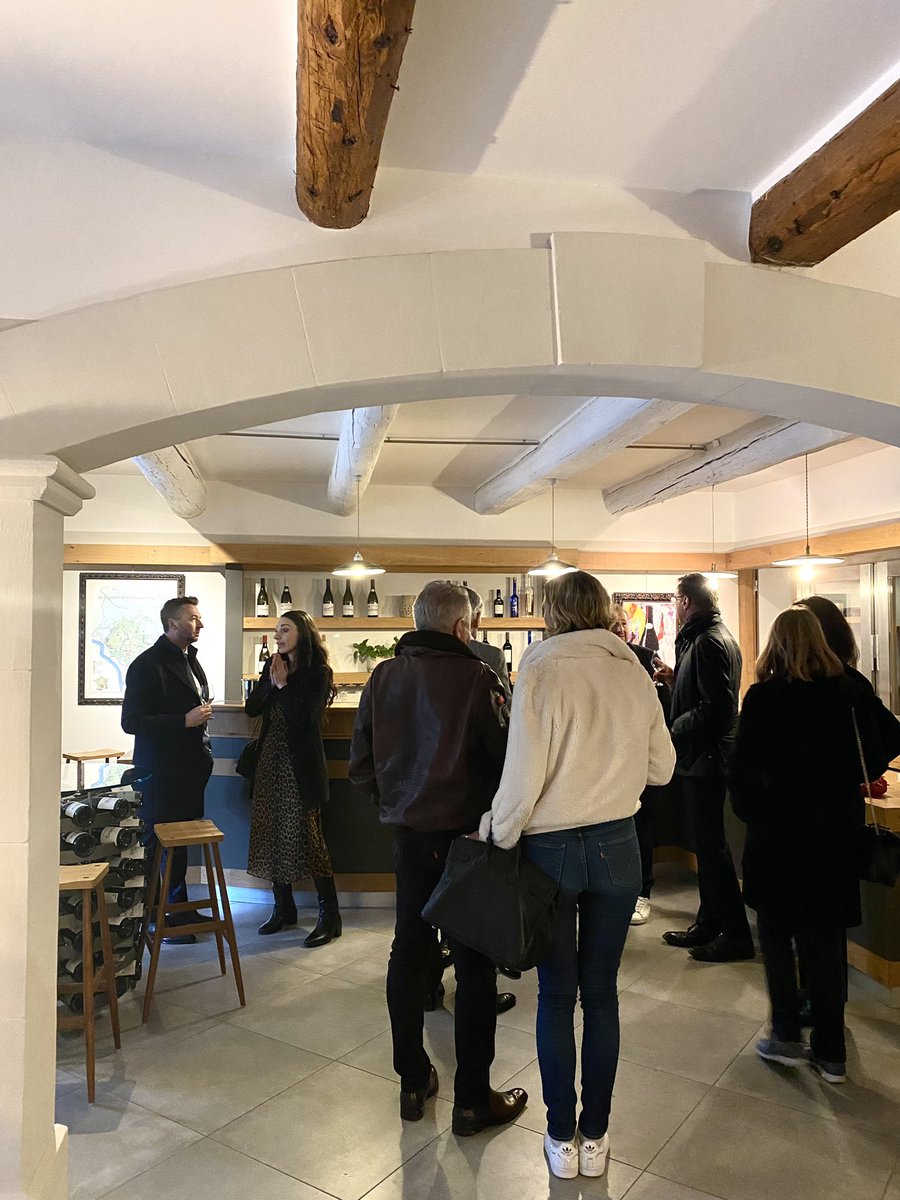 alaingargani's tweet image. Rencontres autour d’une dégustation de vins avec les représentants du @GHR_HCR Région Sud dans le #Vaucluse 🤝🍷 
En présence de la @CGPME84 @CpmeEst, de la CPME Centre Val de Loire et de Aurélie Panattoni