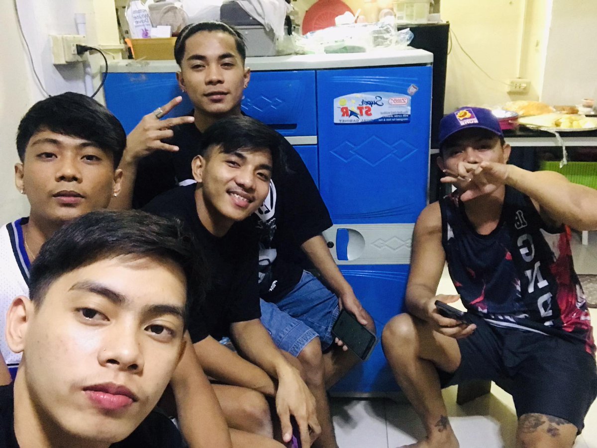 Torrena2005's tweet photo. €L€V€ÑT§,👽🔥 https://t.co/bLACBwalm1