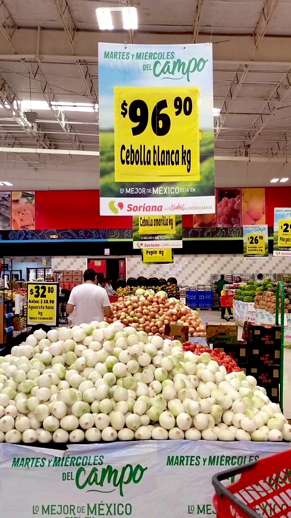 RicardoBSalinas's tweet photo. INFLACIÓN… la manera más ruin y silenciosa que tienen los #Gobiernicolas de robarse la prosperidad del pueblo más pobre 🫠😩 https://t.co/6hmEKrv4oy