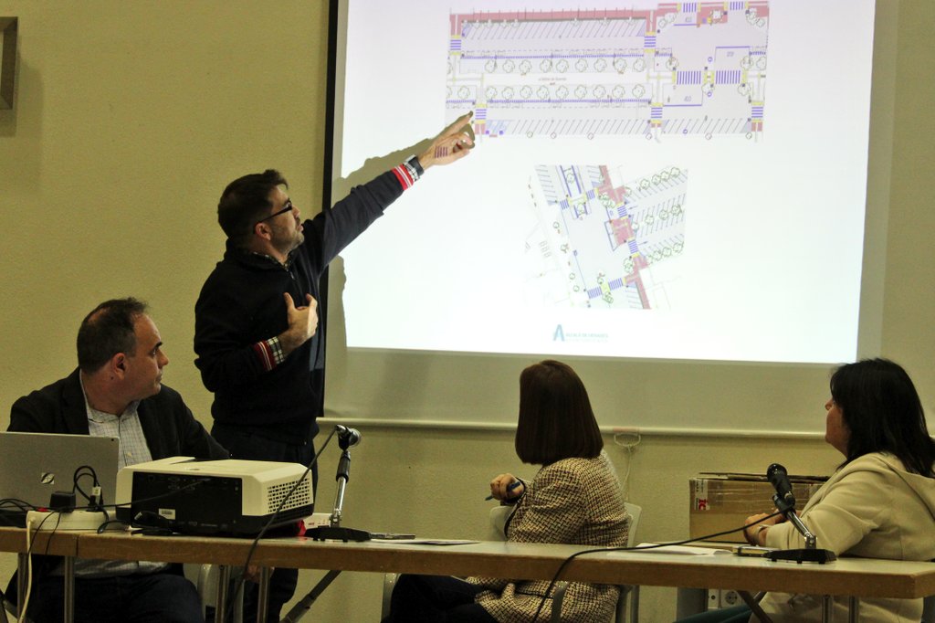 Ayuntamiento de Alcalá de Henares tweet media