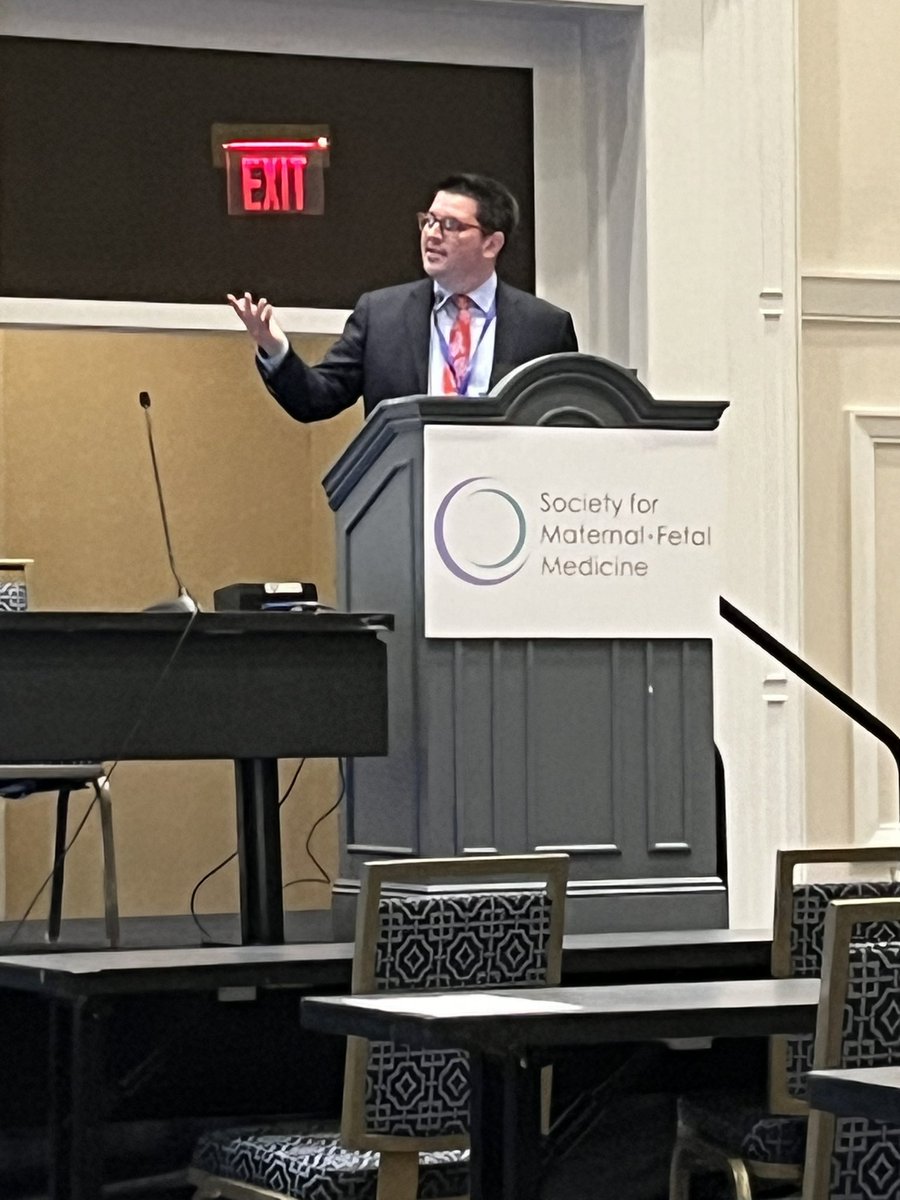 Excellent presentation from @unmhsc MFM fellow <a href="/trammellcox/">Trammell Cox</a> in the critical care session <a href="/MySMFM/">SMFM</a>