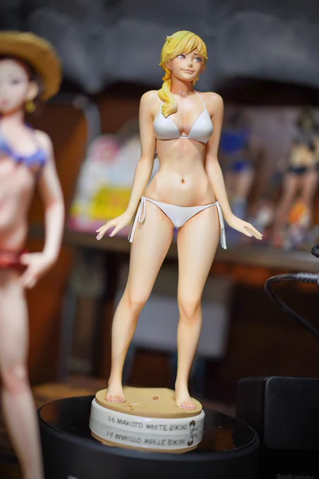 漫画『快感チェンジ』より登場キャラクター「西園寺真琴」1/6スケールフィギュア、小武製作ワンオフ完成品キットは小武総本家BOOTHにて販売中 