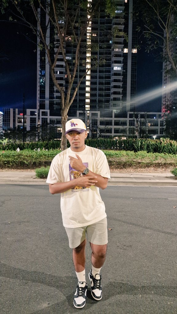 itsMGVstpd's tweet photo. I miss my bf 🥺🥺🥺 https://t.co/o7Oro7Iu4W