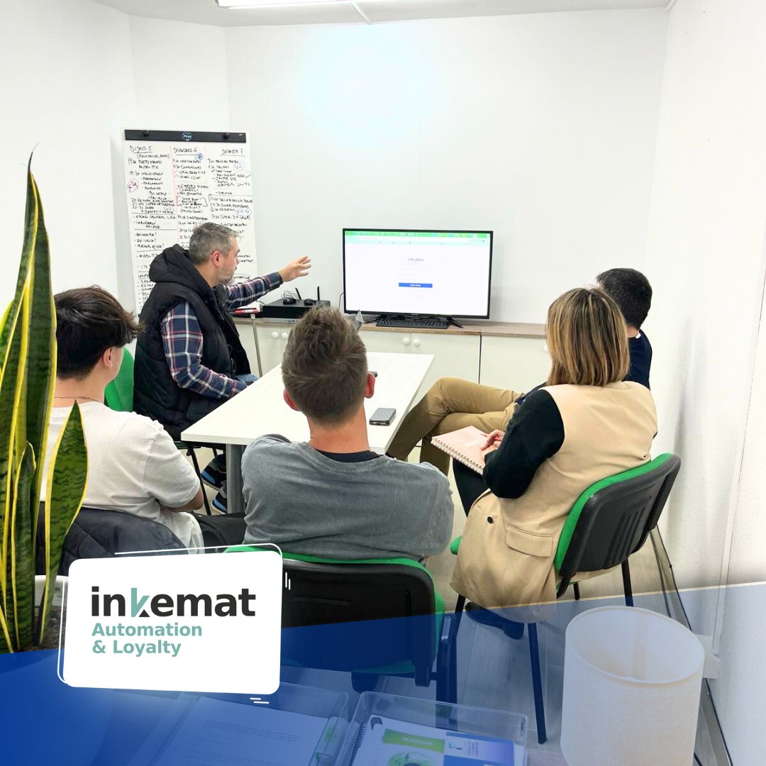 Ideoscat's tweet photo. 💻🚀Formació del funcionament de Inkemat al nostre equip de Ideos. https://t.co/4IyJ4BDgEf