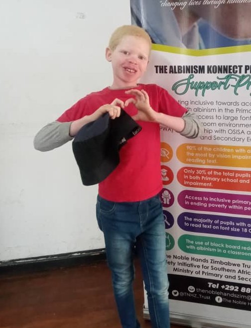 The_Tonga_Queen's tweet image. Must Read🙏
1/4 Princess stays a few mountains away from Mawabeni just after Esigodini
Her father disowned her when she was a baby, mom left her with gogo 6 years ago &amp;amp; nobody knows where she is. Gogo is ailing and life is tough for them, that sometimes they sleep without eating