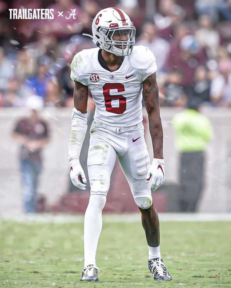 Alabama basketball is getting a new uniform…would you want to see Alabama Football make a change to their uniforms?

(📸: Trailgaters/IG)