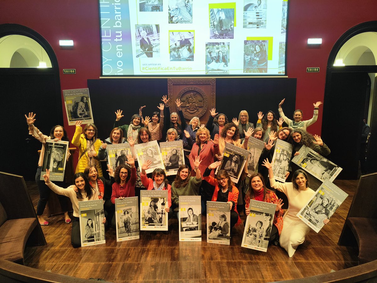 UccUnizar's tweet image. 👩🏻‍🔬 Nuestras investigadoras de las campañas de &quot;Soy Cientifica, vivo en tu barrio&quot; 2022, 2023 y 2024 con sus fotografías. Sois increíbles 

💛 ¡Gracias por ayudarnos a que las mujeres del futuro tengan referentes cercanas y reales como vosotras! 

#CientificaEnTuBarrio @unizar