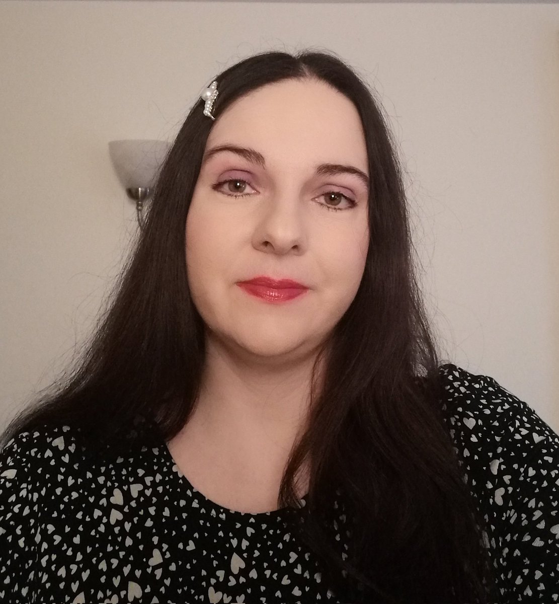 ksmoorepoet's tweet photo. 'The water knows I love you' recording selfie 😁!
Excited to share this new video on YouTube & social media for Valentine's Day. 💌❤️
#poet #poetry #lovepoem #poetrycommunity #amrecording #video #valentinesday https://t.co/NGS143wcR8