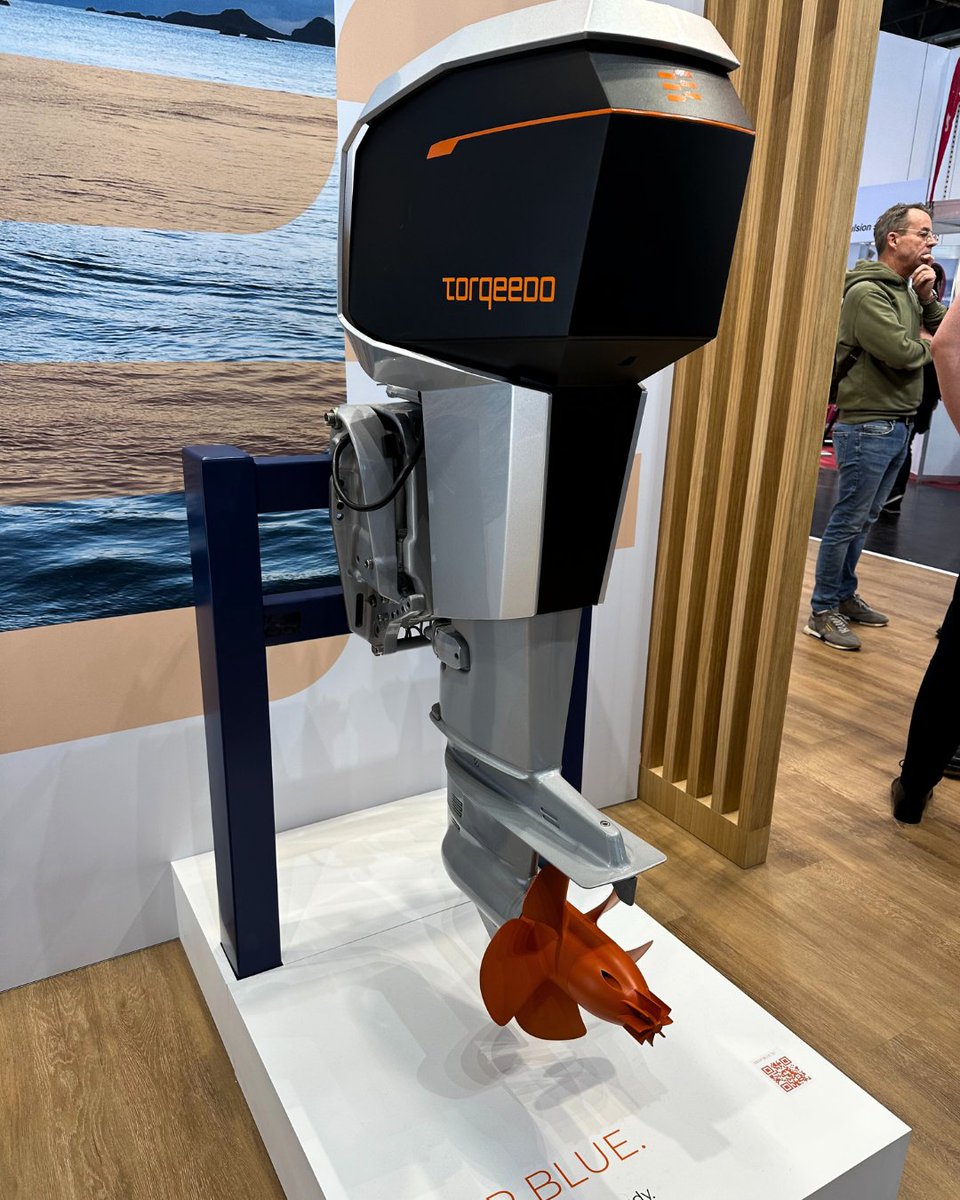 DeltaQTech's tweet image. Surfing the electric wave!🏄⚡🔋 

End of January our BD team immersed themselves in the dynamic atmosphere of Boot Düsseldorf. We were thrilled to witness the spotlight on electric propulsion systems and boats - a clear sign of the industry&apos;s commitment to sustainability.