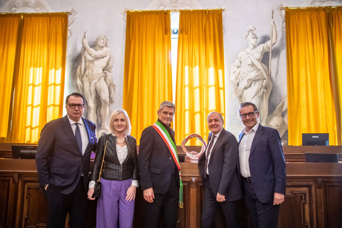 From Pavia to Sanremo: 288 km of pure cycling passion! 🏁 Brand new start, classic finish in via Roma. Saturday 16 March 2024 is the 115th edition of the Classicissima di Primavera.

#MilanoSanremo