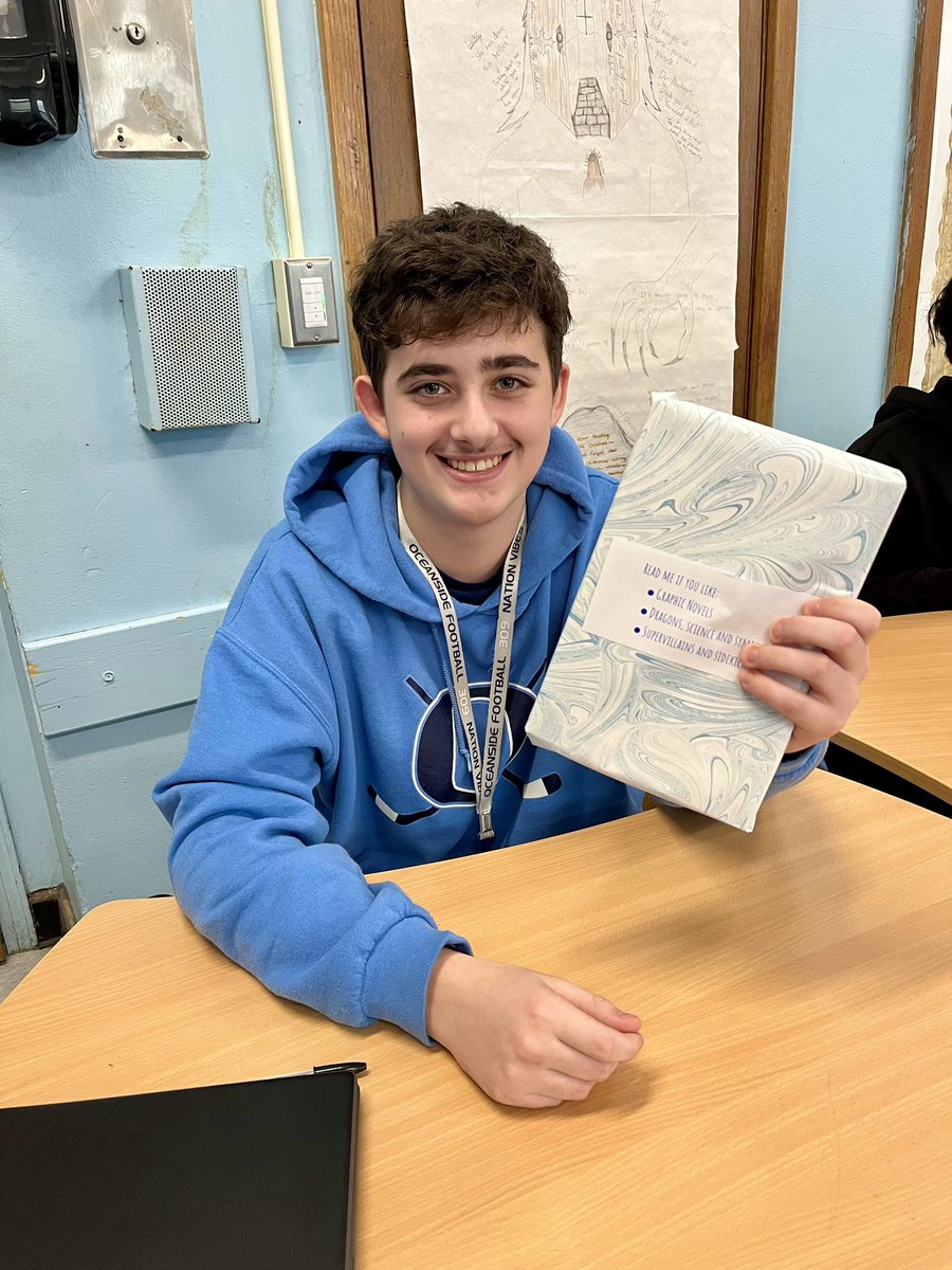 Ms. Baloglou tweet media