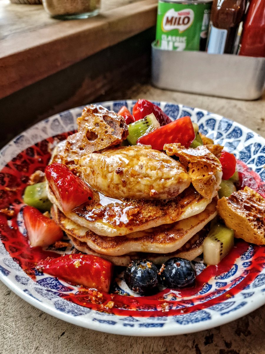 Tomorrow - the best day, PANCAKES 🥞 We’ve got 2 options for you. 

Fluffy ricotta pancakes w/ honeycomb butter, maple syrup, berries, kiwi &amp; honeycomb.
OR
A savoury option w/ streaky bacon, maple syrup &amp; fried eggs. 

All the Feds, on ‘til they’re gone tomorrow ONLY.