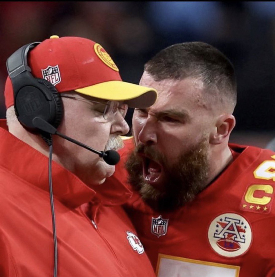 SopranosWorld's tweet image. TONY LOVED THOSE DUCKS, THEY LIVED IN HIS POOL THEN ONE DAY THEY JUST FLEW AWAY!! DO YOU HAVE ANY IDEA HOW TRAUMATIZING THAT CAN BE?!