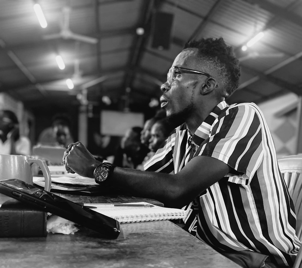 kaydavismusic's tweet photo. Major meeting @genalive_uganda, well be back from work family. Greetings to you all and a good blessed week a head. Amen.
πΈ: Kibirige Mark Joseph.
#GenAlive #YesAmGenAlive #CoreTeam #OutReach #YouthMinistry #RejoiceBeloved https://t.co/FmOogBv9G7