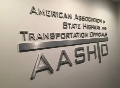 AASHTOsean's tweet image. A Feb. 15 webinar hosted by #AASHTO #TransComm will share “tried and true” #transportation messaging tactics. #mobility #highway #communication #construction #roadway #stateDOT #infrastructure #multimodal #road @aashtospeaks @USDOTFHWA  aashtojournal.transportation.org/transcomm-host…