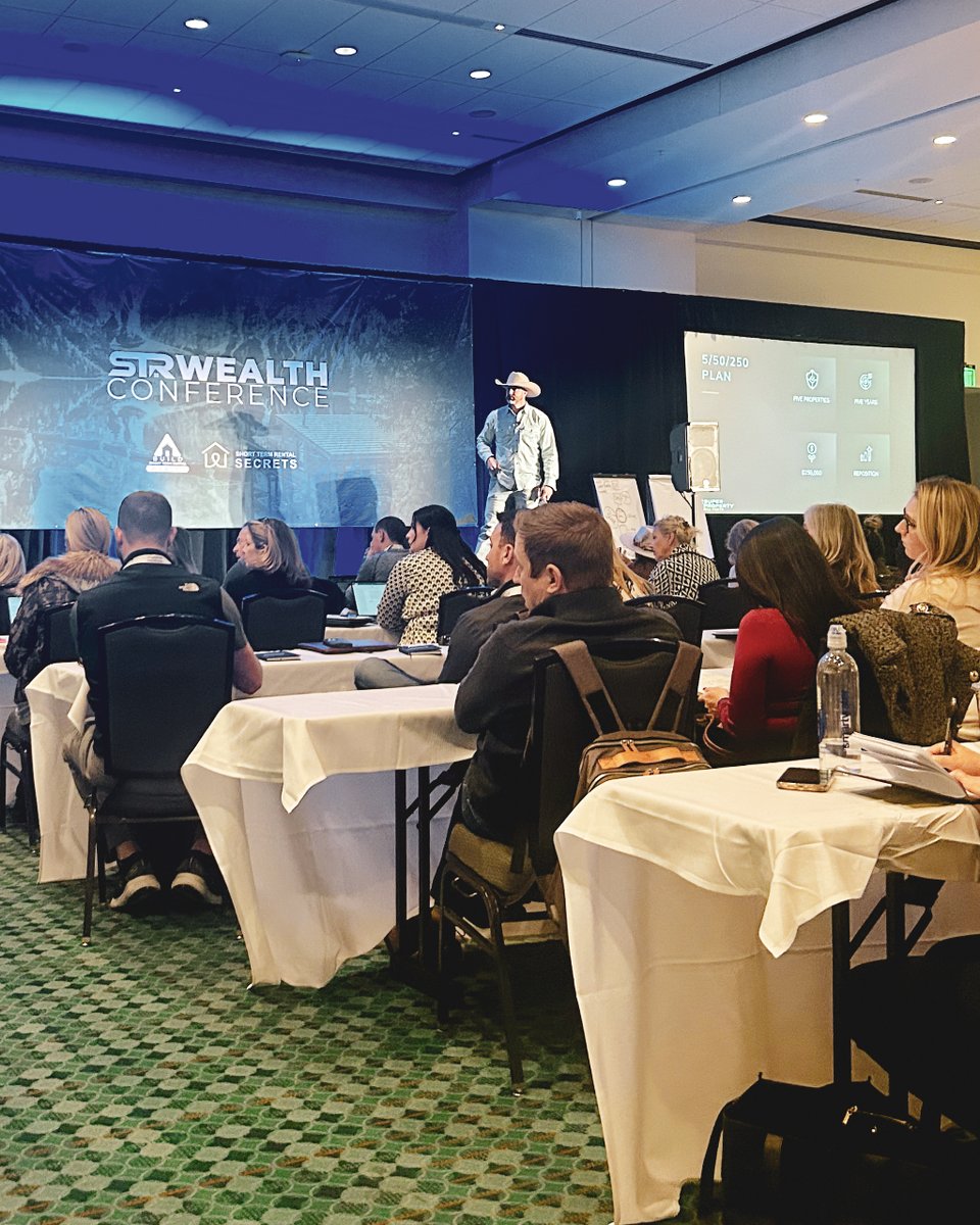 vodysseyshawn's tweet image. I am super grateful that I had the opportunity to speak at the STR Wealth Conference. I was able to meet so many investors from those who had just begun their journey to those who have been in this game for a while. 

#strwealthconference #networking #shorttermrentalinvesting