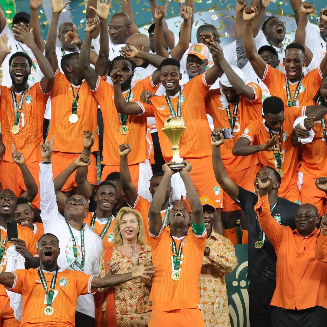 🟠⚪️🟢
How will you describe Cote d'Ivoire's🇨🇮 victory in one sentence? 📝

#TotalEnergiesAFCON2023 #CoteDIvoire 

Photo Credit: CAFonline