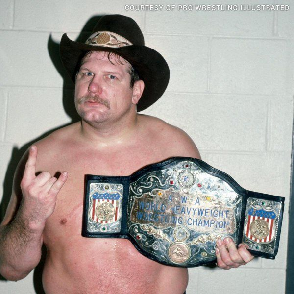 JaimsVanDerBeek's tweet photo. This is a Stan Hansen &amp; a can filled with 3 types of popcorn appreciation post. Repost if you are a fan of both Stan Hansen &amp; cans filled with 3 types of popcorn. https://t.co/wm7YqRgF70
