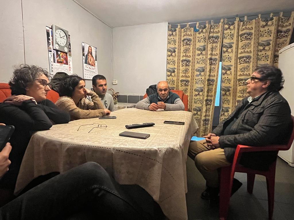 jvergelesb's tweet photo. Intensa jornada visitando a compañeros y compañeras de la comarca de #LaSiberia. 

Es tiempo de escucha que se convertirán en compromisos que aparecerán recogidos en este proyecto colectivo que tiene mucho de las aportaciones que nos estáis haciendo en las Casas del Pueblo. https://t.co/Ahwf8DWZA4