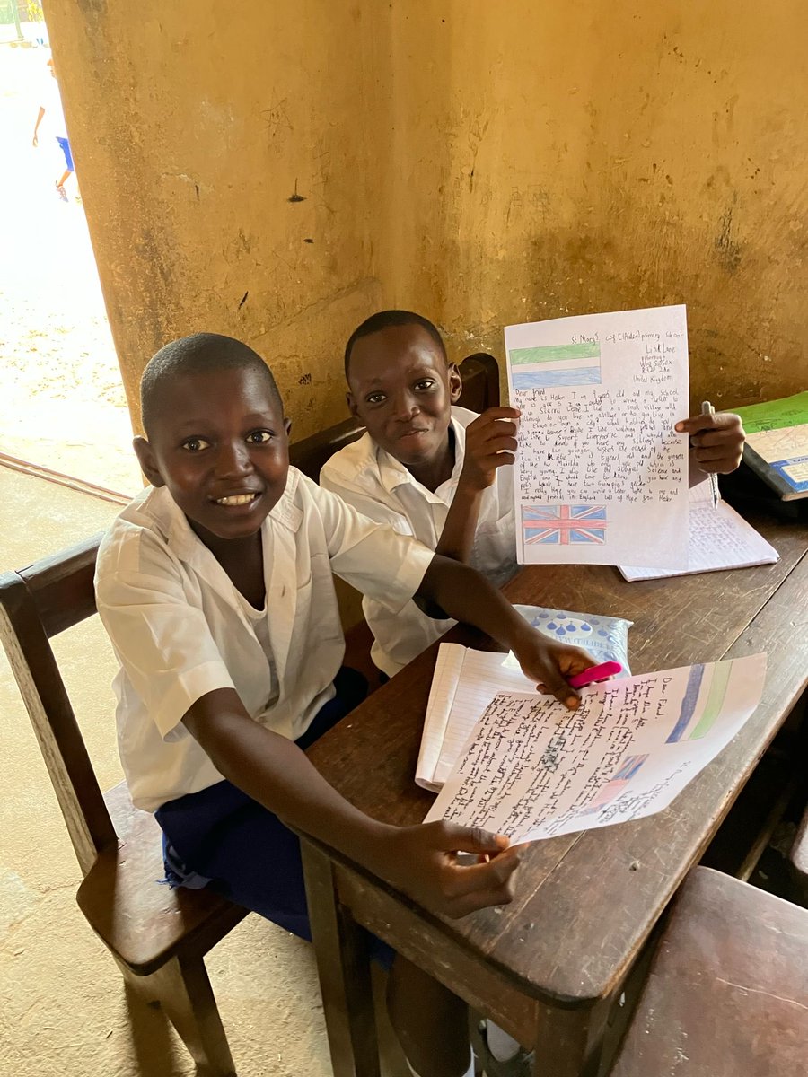 Pulb_school's tweet image. Our letters arrive in Sierra Leone #makinglinks #throughloveandwisdom #howcanwehelp #educationwestafrica