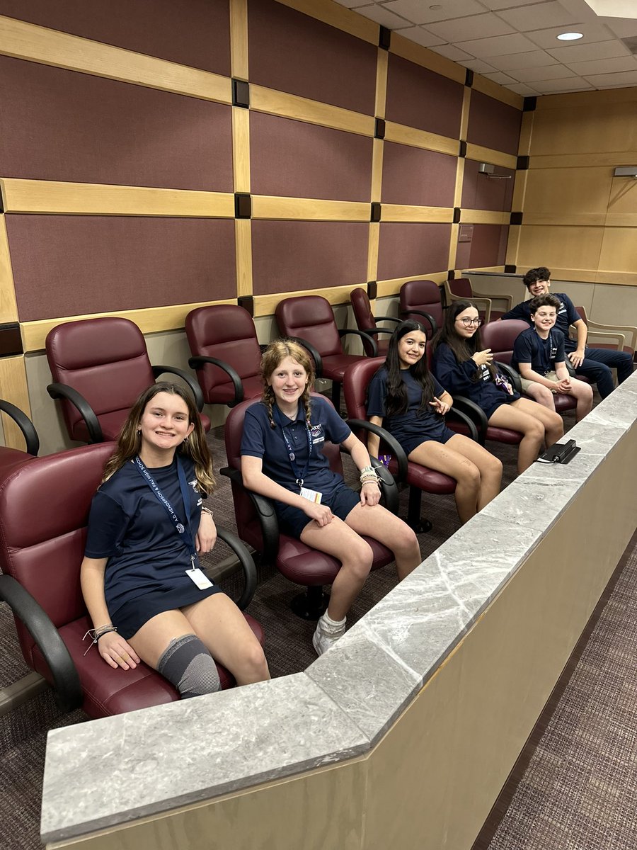 ap_hoff's tweet image. Middle Law Studies students in action at the court house.
