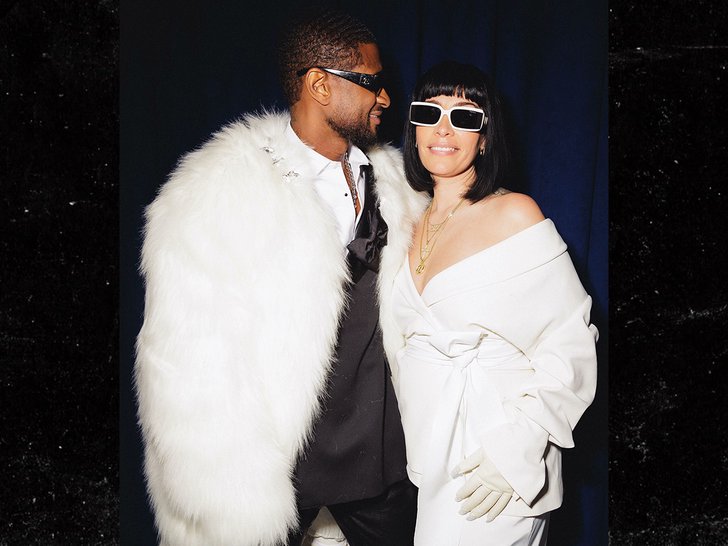 NFL_DovKleiman's tweet photo. Usher got married to Jennifer Goicoechea on Super Bowl Sunday, per @TMZ

Congrats to the happy couple 🩷 https://t.co/UNsym2RgA3