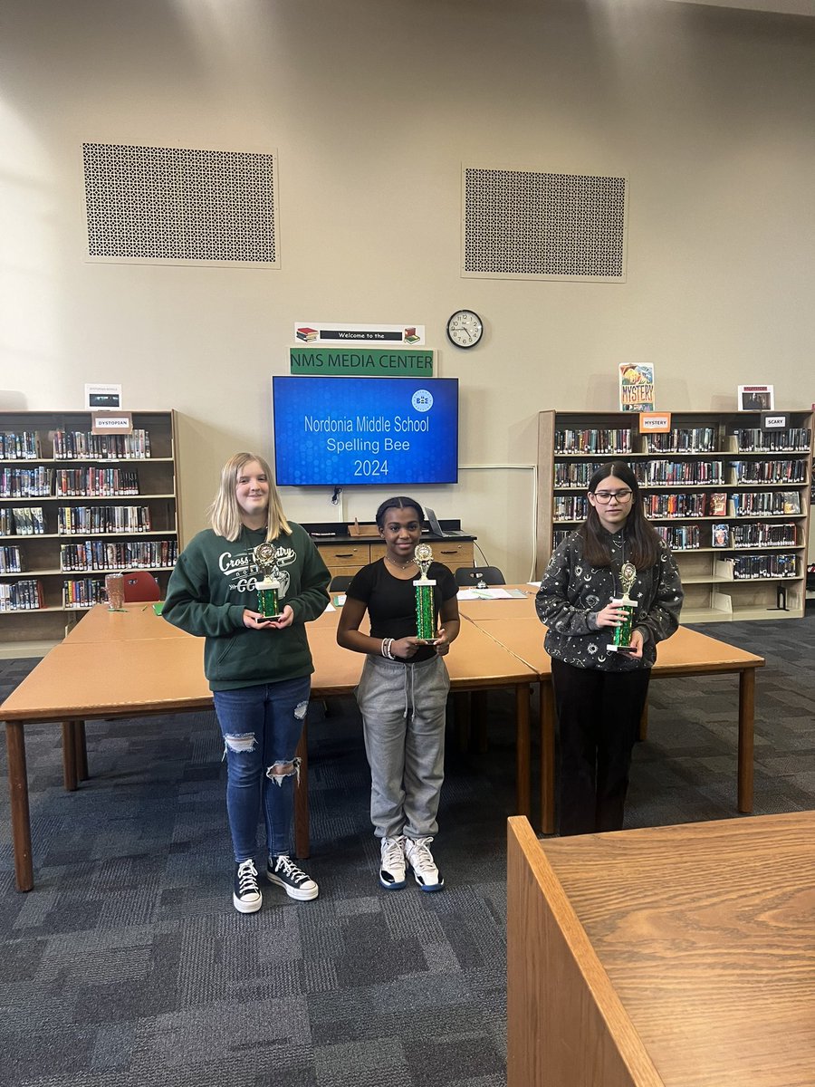 MrTylerStern's tweet photo. Our students continue to impress me! It took 40(ish) rounds decide a champion in this year’s spelling bee. They made @Shawn_Bally, @Coach_Simonetta, &amp; @EFinkell work! #goknights https://t.co/QdauwrNUwe